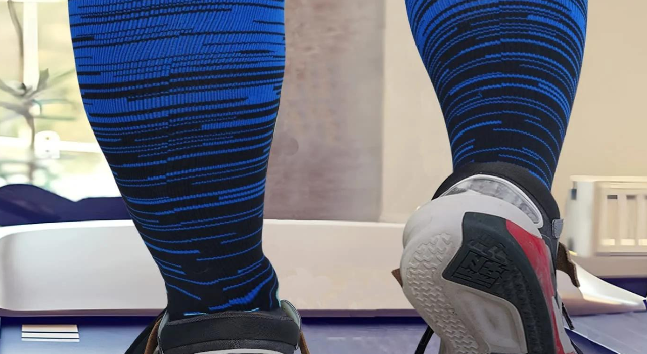 Why Is It Critical To Wear Plus-Size Diabetic Socks To Oversee Foot Issues Related To Diabetes?